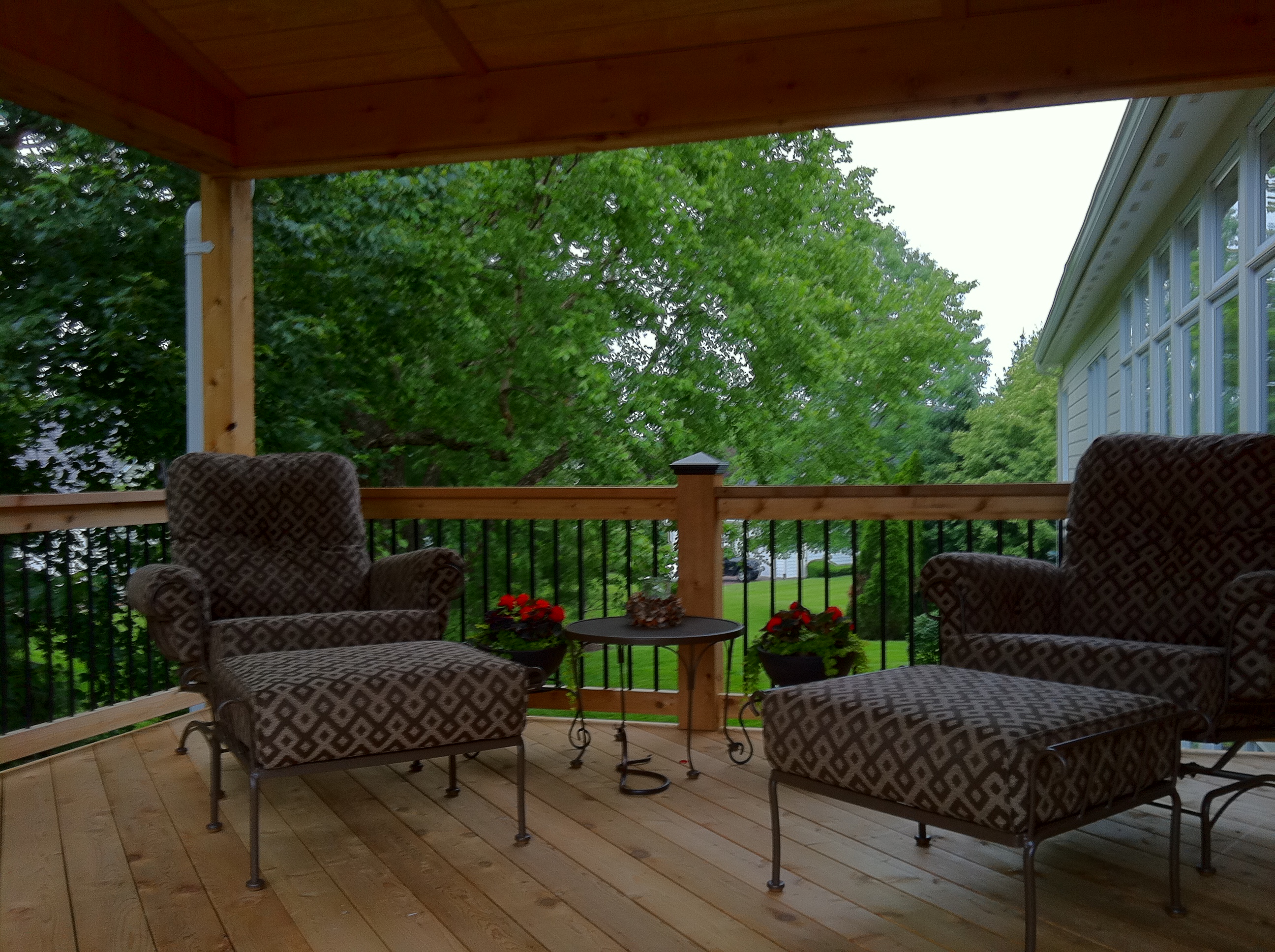 deck with patio cover