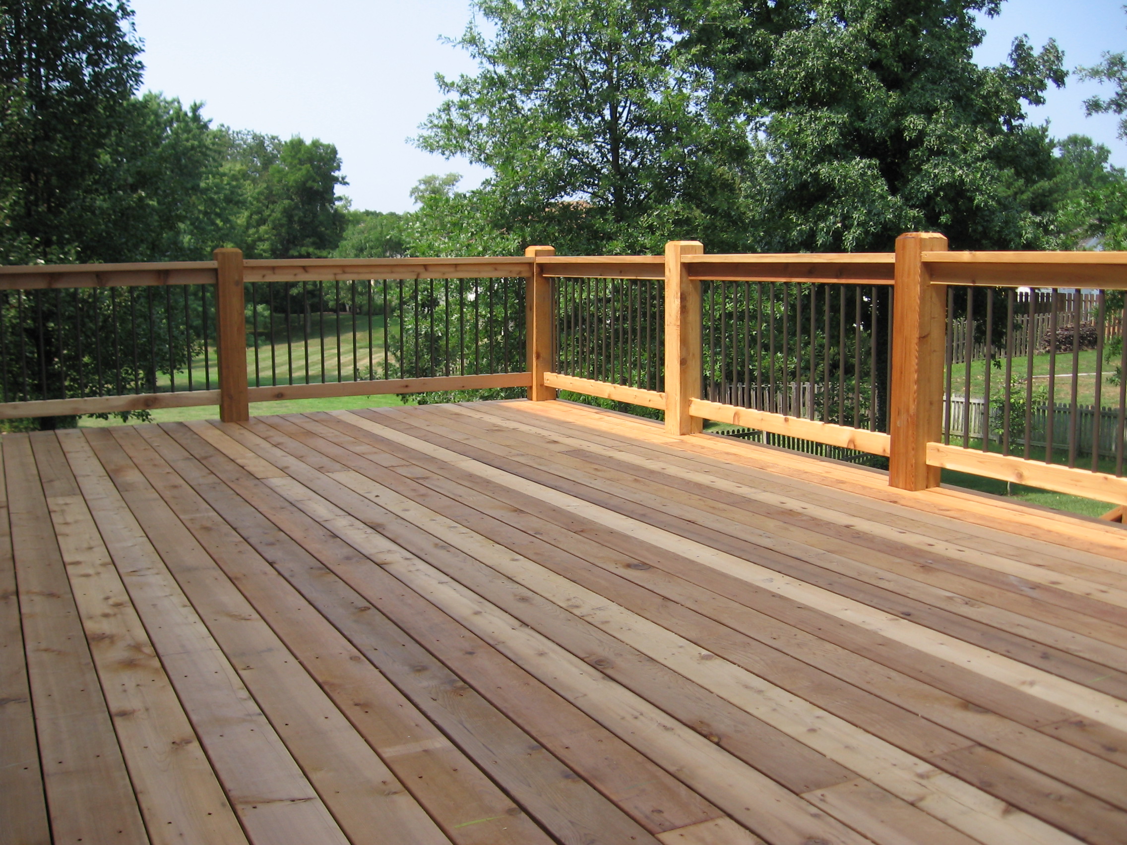 Cedar deck in a beautiful Missouri backyard