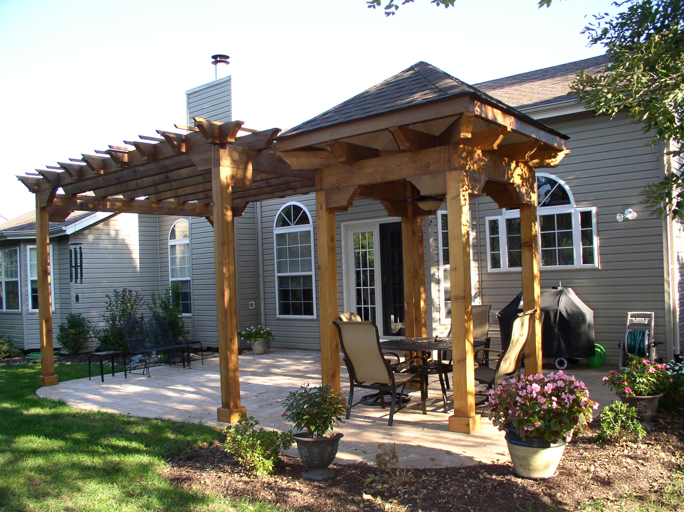 Double Wood pergolas in St. Louis