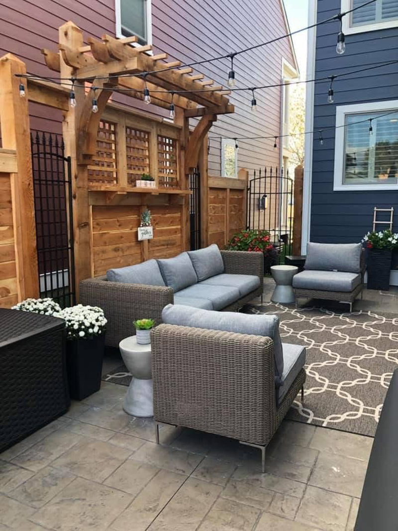 Wood Pergola in St. Louis